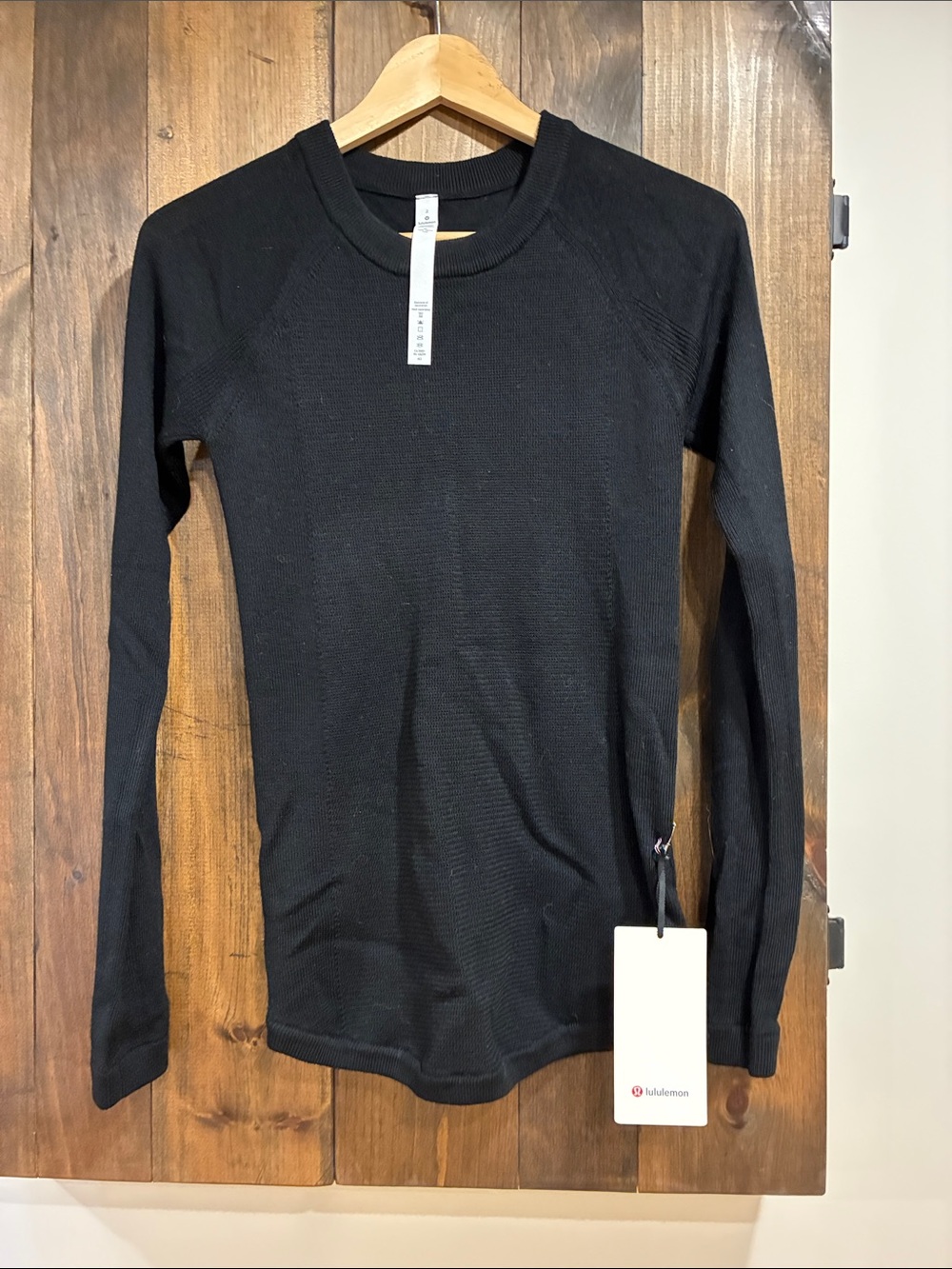 Sit In Lotus Sweater - Black 2/4